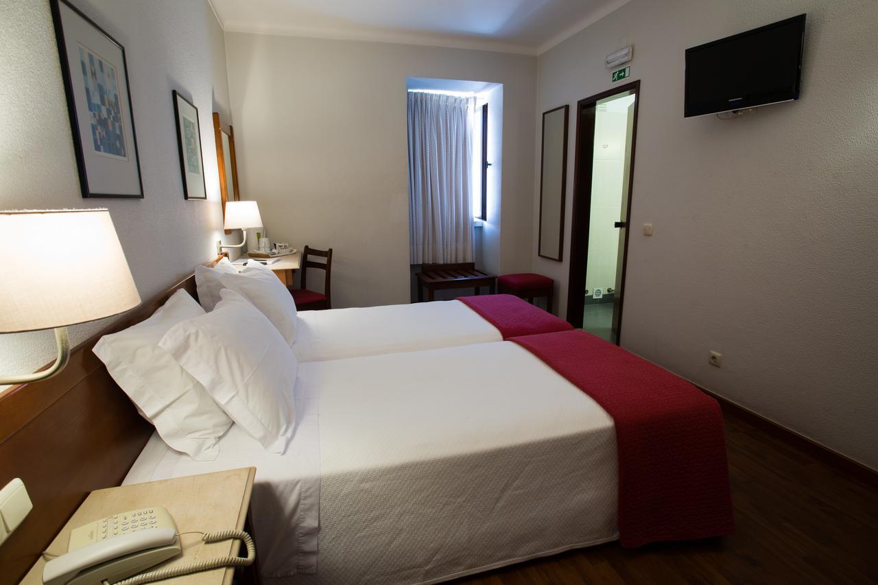 Hotel Solaris セトゥーバル 部屋 写真