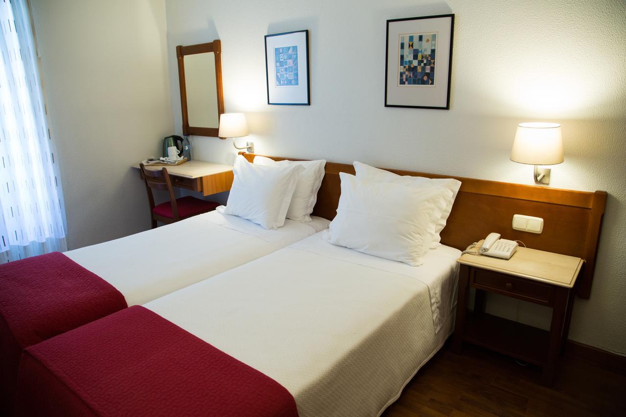 Hotel Solaris セトゥーバル エクステリア 写真